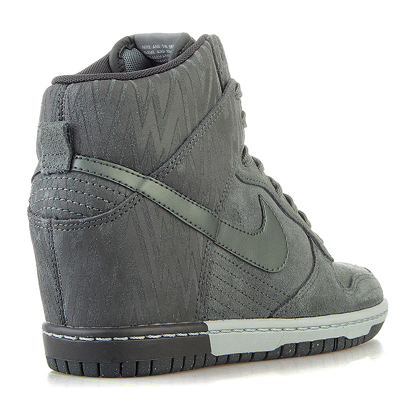 Adidas dunk sky high sale